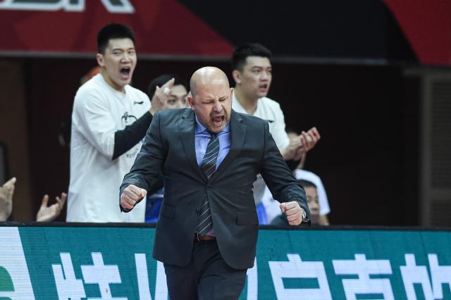 2026世界杯赛事观看平台-神奇的雅尼斯，复苏的北京队 CBA争冠别忘了他们